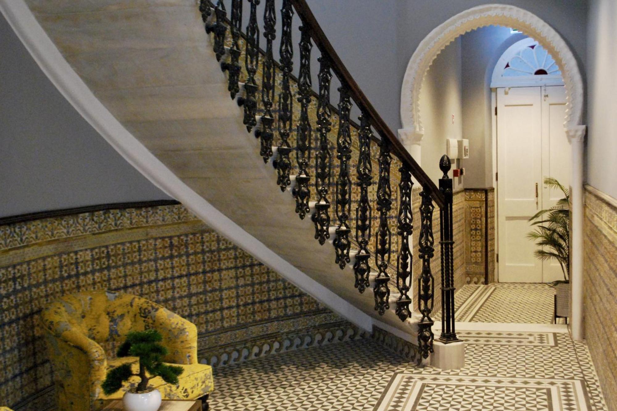 Fabulous City Centre Apartment - Grand Central House Gibraltar Exterior photo