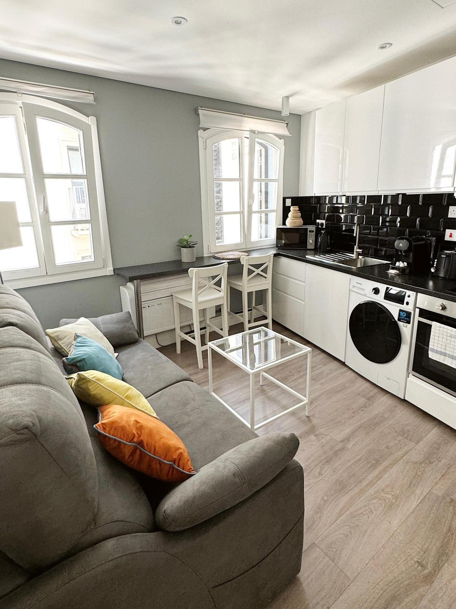 Fabulous City Centre Apartment - Grand Central House Gibraltar Exterior photo