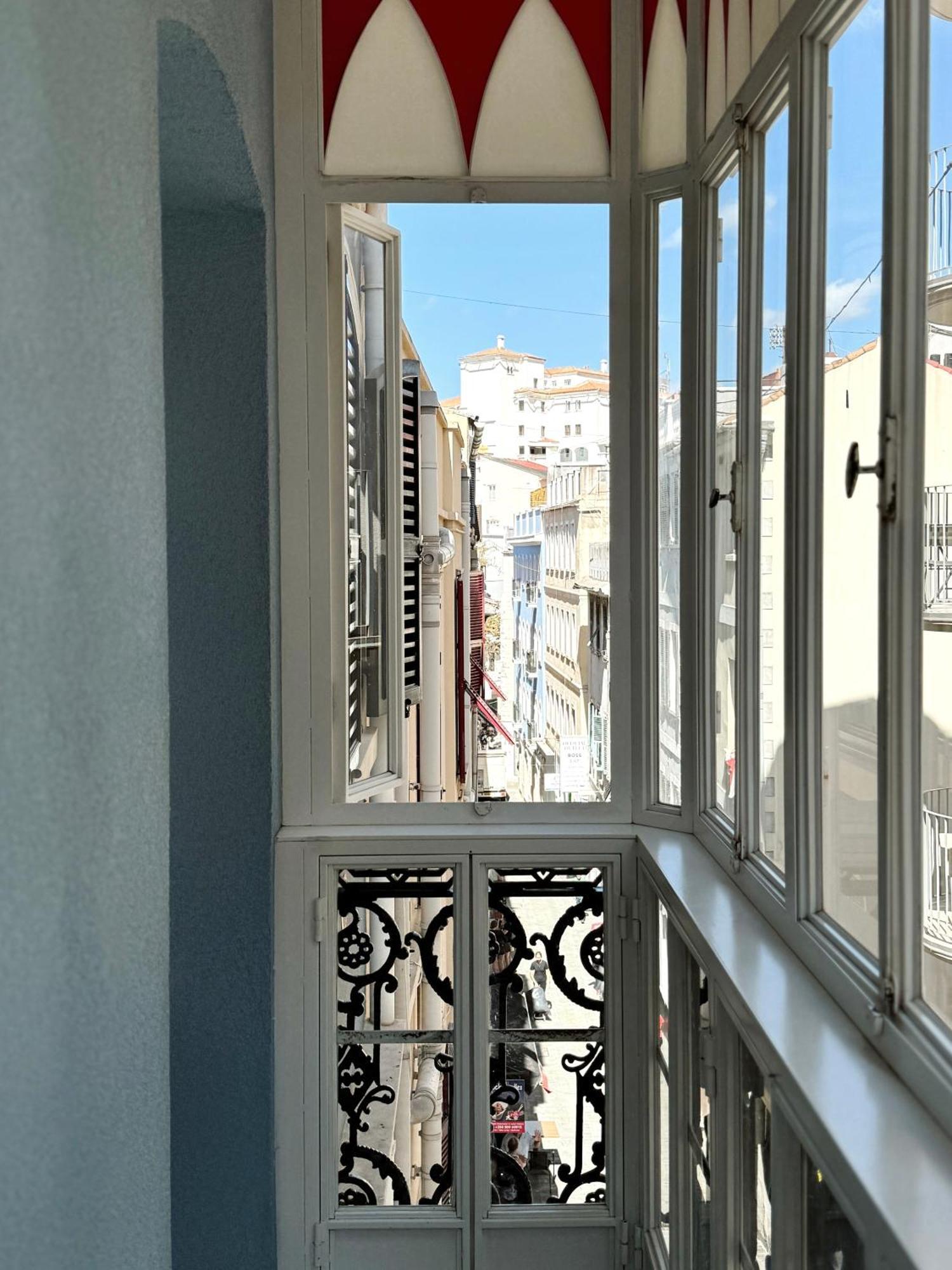 Fabulous City Centre Apartment - Grand Central House Gibraltar Exterior photo