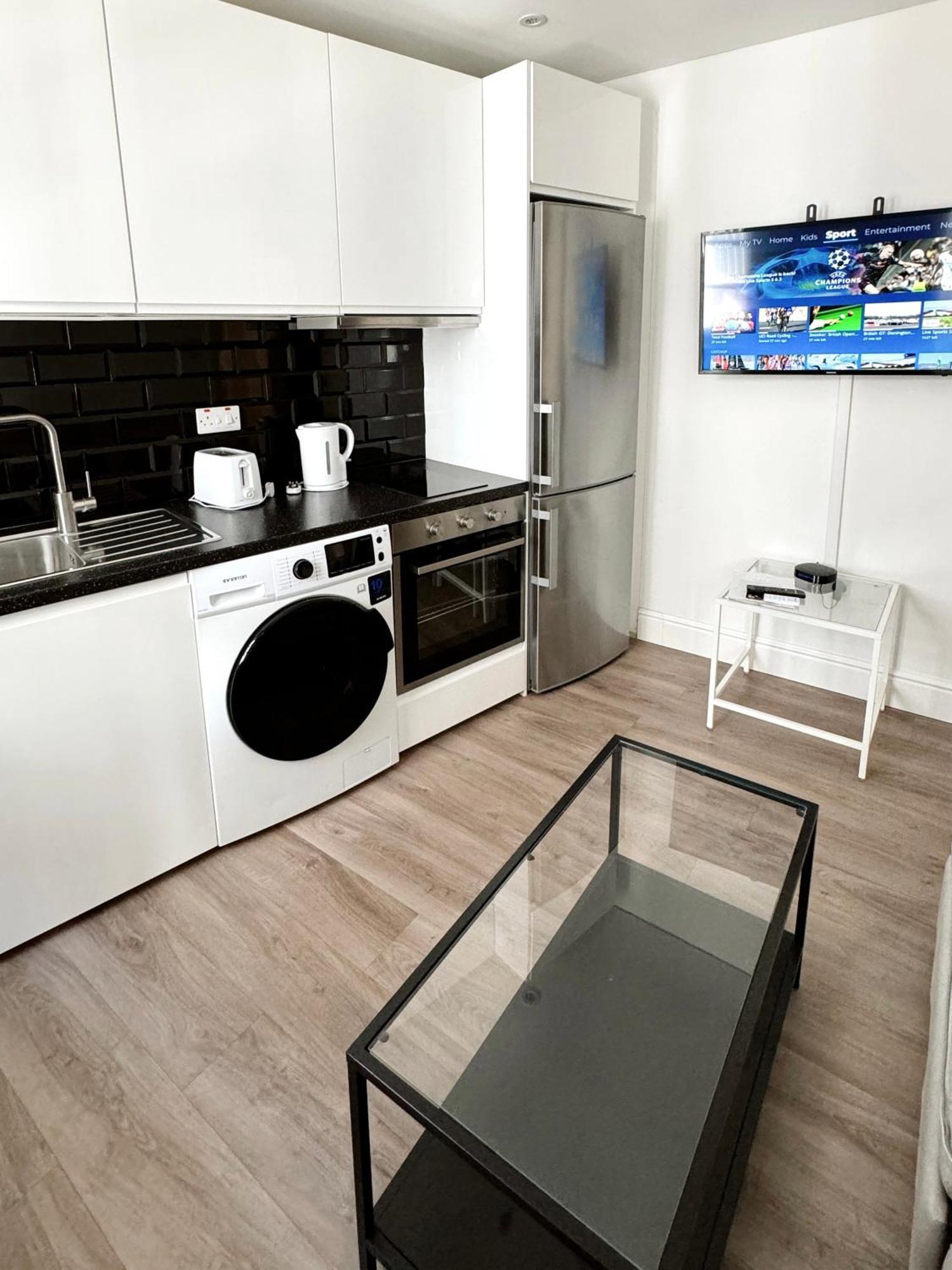 Fabulous City Centre Apartment - Grand Central House Gibraltar Exterior photo