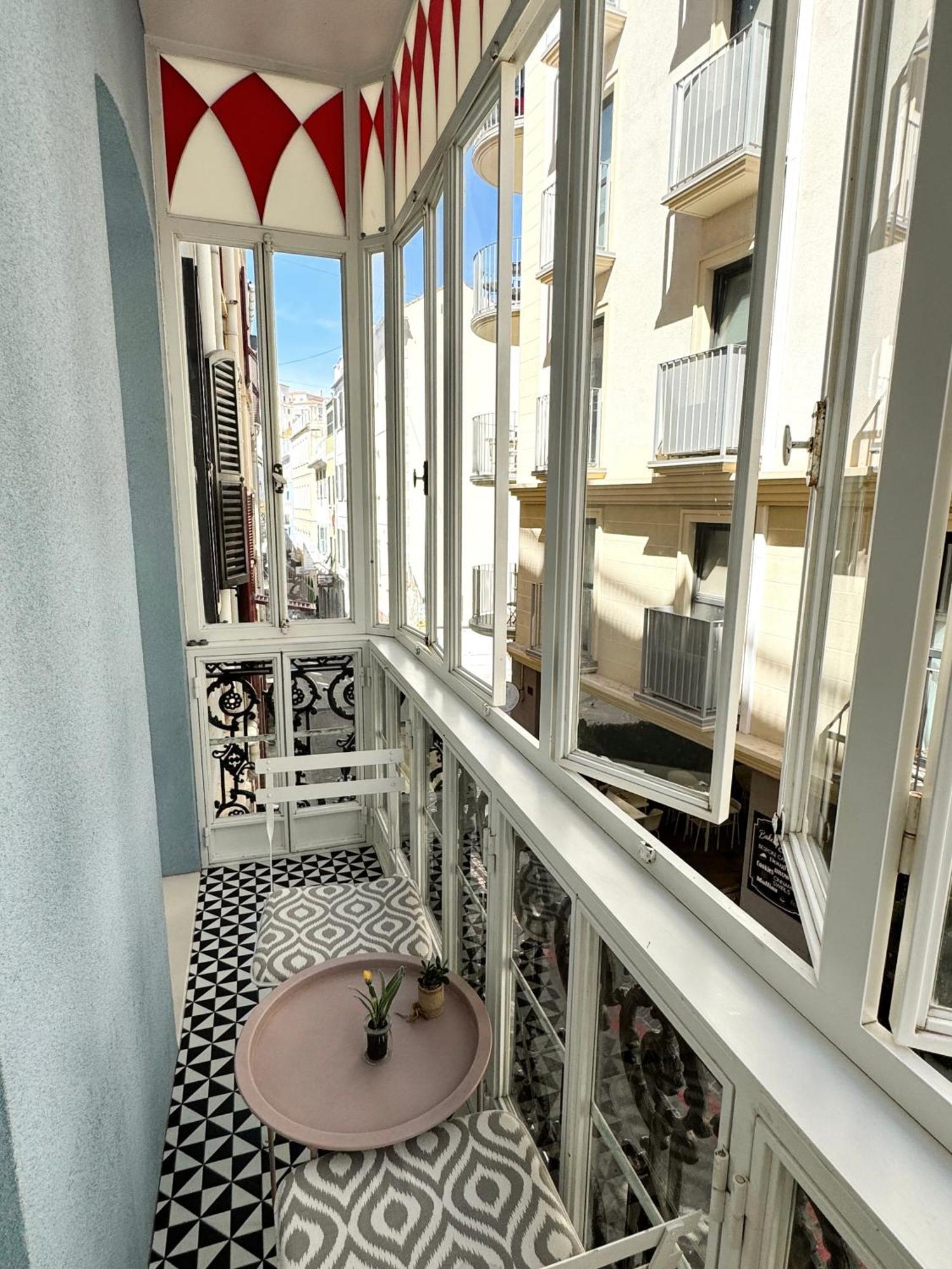 Fabulous City Centre Apartment - Grand Central House Gibraltar Exterior photo