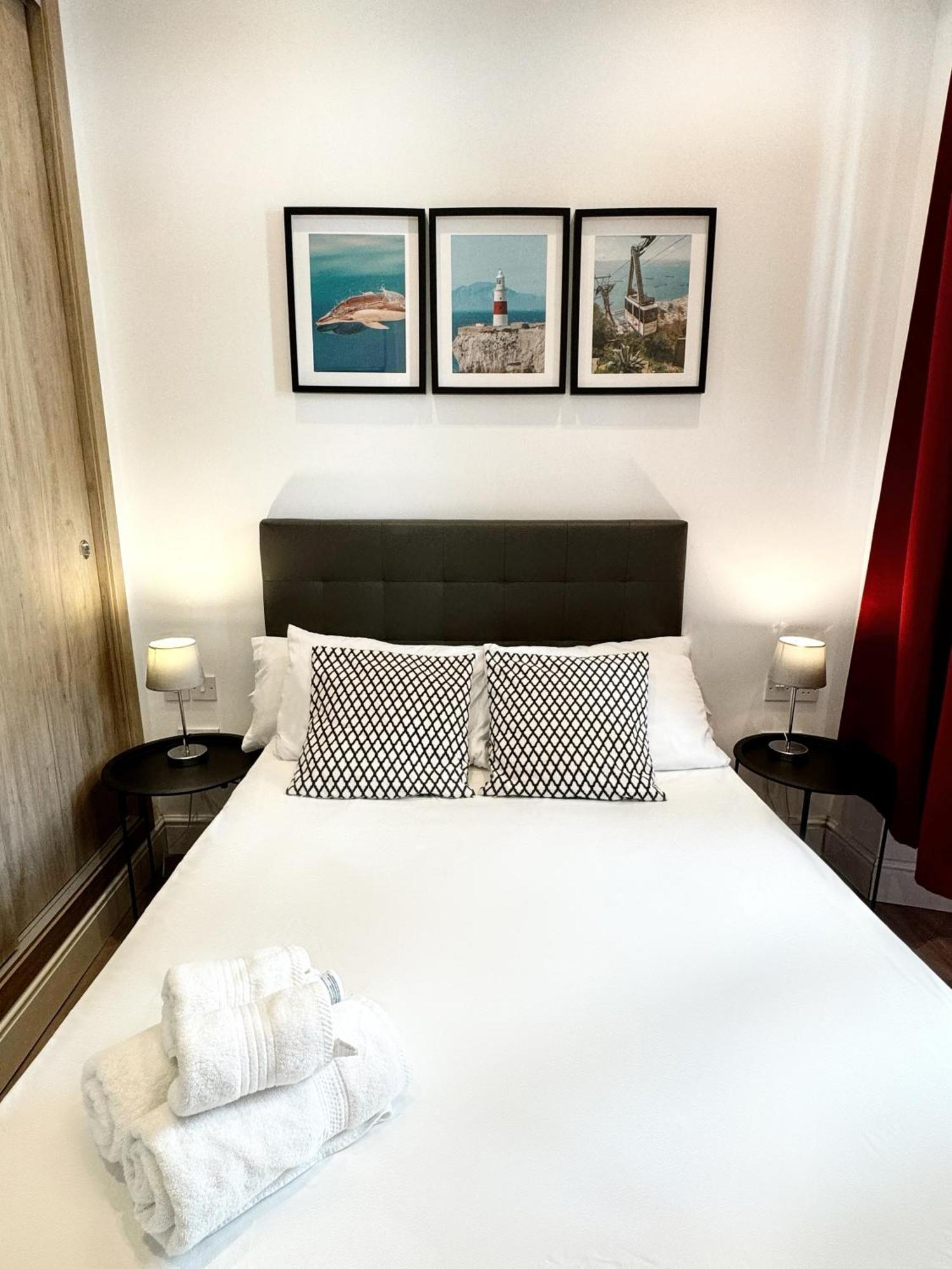 Fabulous City Centre Apartment - Grand Central House Gibraltar Exterior photo