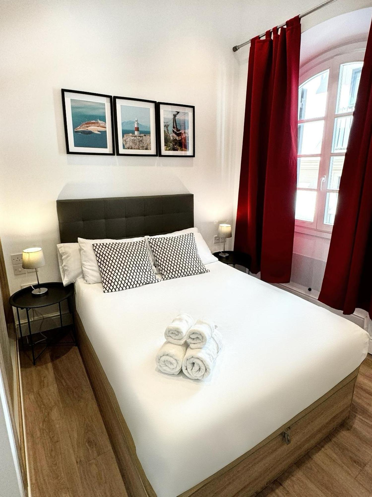 Fabulous City Centre Apartment - Grand Central House Gibraltar Exterior photo